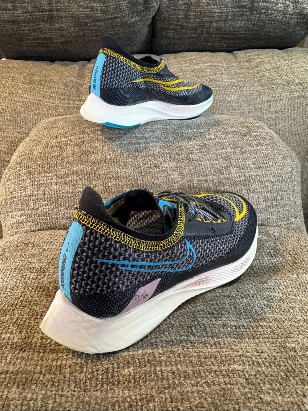 Nike ZoomX Streakfly Men’s Dark Sulphur Chlorine Blue DV1034-010 Size 5.5